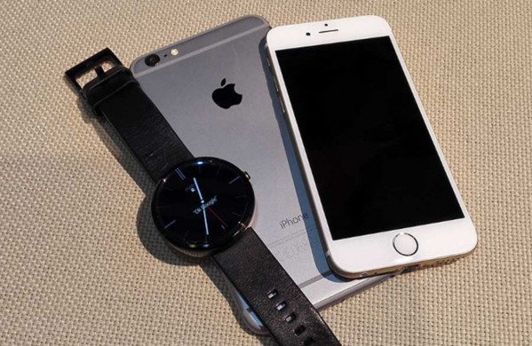Android Wear iPhone - GeekTecno